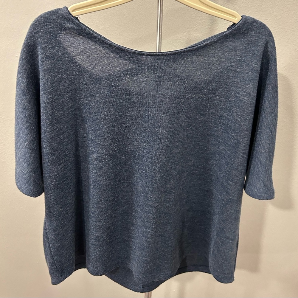Cute Flowy Blue Top